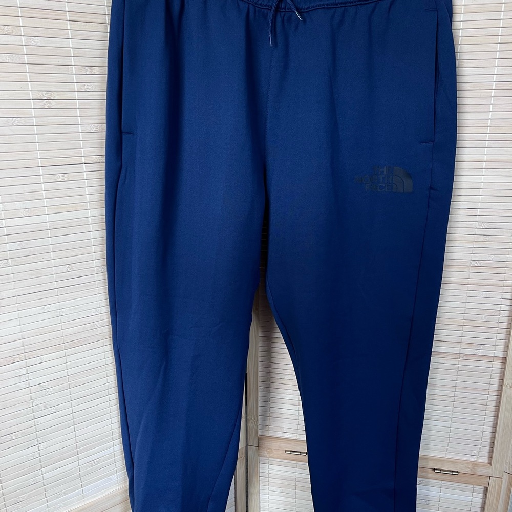 The North Face Men's Navy Sweatpants